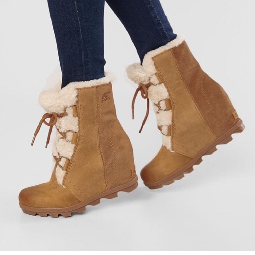 Sorel Tan Suede Fur-Lined Wedge Winter Boots